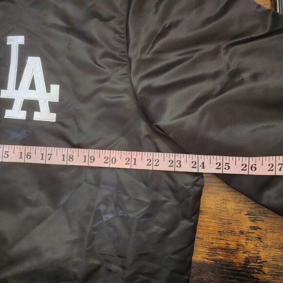 LA Dodgers Black Varsity Jacket L - Picture 11 of 11